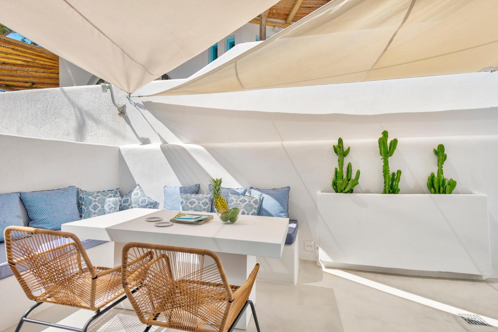 Mykonian Mews Luxury Suites بسارو المظهر الخارجي الصورة